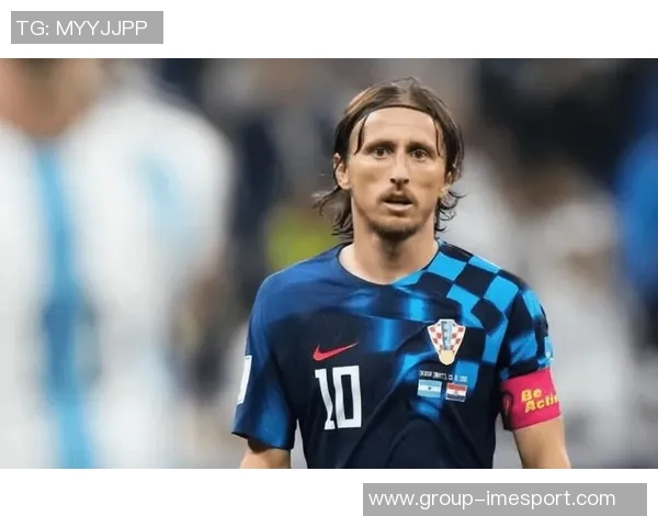 莫德里奇以40岁75天的高龄成为米兰德比历史上第五年长球员